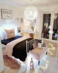Bedroom Goals On Instagram Gorgeous Yay Or Nay Follow Mybedroomgoals For More Photo F Bohemian Bedroom Decor Bedroom Decor Simple Bedroom Decor