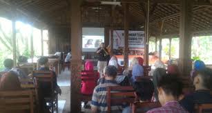 Doc contoh isi wawancara skripsi kualitatif jenis penelitian studi. Panwaslu Kecamatan Cikidang Gelar Bimtek Pengawas Tps