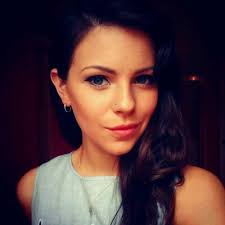 Felicity Shaw (@flikshaw)