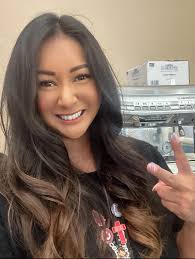 Introduction of new moderator April