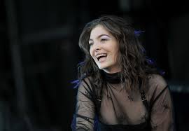 Melodrama is the sophomore studio album by lorde released on june 16th, 2017. Lorde Melodrama Review Popsugar Entertainment