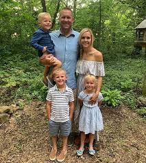 Check out the latest pictures, photos and images of ben roethlisberger. Steelers Ben Roethlisberger Admits Past Addictions To Alcohol And Porn Daily Mail Online