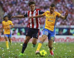 Asistencia de isaác brizuela con un centro al área tras un saque de esquina. Tigres Vence Con Gol Agonico A Chivas De Guadalajara Por La Liga Mx Internacional Futbol Peru Com