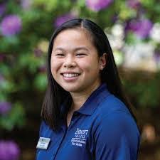 Abbie Flaherty's Instagram, Twitter & Facebook