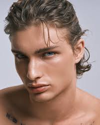 elijxhb #HAIRANDMAKEUPBYMYCKE Using @chanel.beauty @charlottetilbury  @issyandcompany @chat_cosmetics Assisted by @jam_jacobe Photographed by  @dookieducay Special thanks to @juzzyjustin @ktlandingin @monarqagency  @dookieducay #mensbeauty #menshair