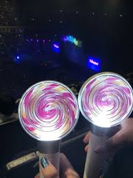 Fromis_9 will thus continue their activities as part of our company, which has been producing the group's music from their debut album. Guess The Kpop Lightstick 2019 Test