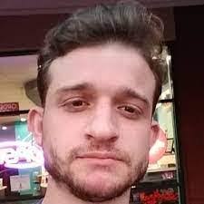 Aaron Hipps's Instagram, Twitter & Facebook