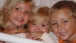 De tre søsknene døde i bilulykke. Et halvt år senere skjedde det utrolige