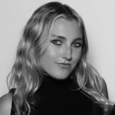 Thrilled to announce this past weekend I graduated Cum Laude with a BS in  Fashion Design from Drexel University. Thank you to my family, professors  and friends who helped me achieve this! |