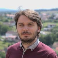 200+ profilů „Kisela“