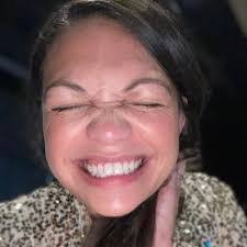 Danielle Butts's Instagram, Twitter & Facebook