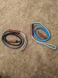 When done, you will have a 4 to 5 foot leash. Diy Ombre Paracord Dog Leashes 7 Steps Instructables