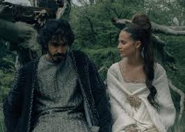 Greenpath is an area west of the forgotten crossroads with lush vegetation, guarded by a species of leafy bug.1 pools of burning acid and thick overgrowth make navigation difficult.1 greenpath is an exuberant green cavern, composed of diverse vegetation, mossy valleys, and broad lakes of acid. Dev Patel Alicia Vikander Green Knight Provokr