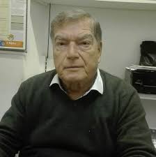 Ci ha lasciato un amico Salutiamo commossi Sergio Lucci, maestro orafo di  Velletri. Ricordiamo con affetto le nostre chiacchierate e riflessioni su  Velletri, città che aveva e abbiamo nel cuore. Grande lavoratore,