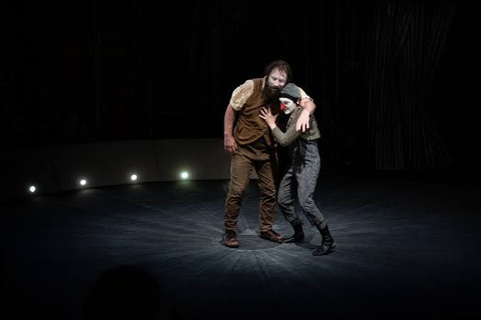 Avec « Strano », le Cirque Trottola panse notre monde