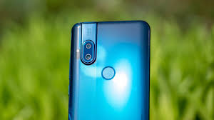 Das Motorola One Hyper im Test, schick ...
