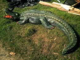 Crocodile By Chris Pilmore Made With Tyres Recycle Sculpture Tire Art Recycled Art