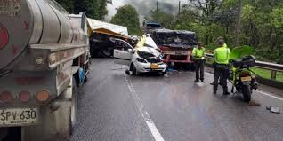 Aca les mostraremos fotos y videos de accidentes para q tomen conciencia. Los Accidentes Mas Frecuentes En Carretera Y Como Evitarlos Motor