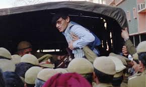 Charles sobhraj isn't a name many would recognise, but just a few decades ago the serial killer and sobhraj, who befriended, drugged then murdered young western backpackers in the 1970s, has this. Speaking With The Serpent My Encounters With Serial Killer Charles Sobhraj Tv Crime Drama The Guardian