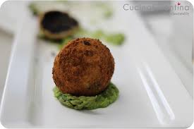 Check spelling or type a new query. Arancini Di Riso Venere Risottato Con Purea Di Asparagi E Cipolle Di Tropea E Gambero Crudo Cucinaecantina
