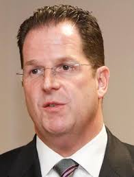 City hall in Union City is raided by FBI agents