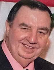 Kim Largent's Instagram, Twitter & Facebook