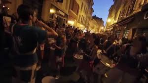 The one day a year when all musicians can play in the streets all night long, has (in my opinion) become a horrible event. Pulsabatouk Fete De La Musique 2014 A Aix En Provence Senegal Brasil Youtube