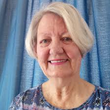 Ek sê weer, ek sê nie dis reg wat die ouma gedoen het nie, maar sy kon dit  nie meer hanteer dat hulle so swaarkry nie. Baie van die mense hier by