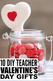 Unique teacher gifts for women men teacher keychain teacher appreciation gift christmas birthday gift for teachers valentines day gifts. 10 Diy Valentines Teacher Gifts To Make With Your Kids