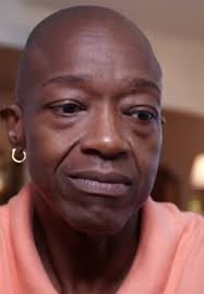 Watch Skin Tight S02:E07