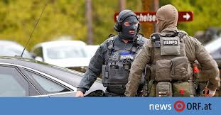 Foto 2.wk deutsche soldaten kaserne luftwaffe ca. Rechtsextremist Auf Der Flucht Suche In Belgien Als Wettlauf Gegen Die Zeit News Orf At