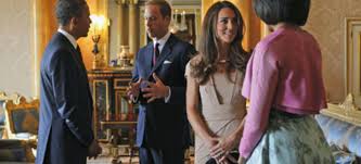 See photos of her handbags and find out more about them a blog helping you copy kate middleton, the duchess of cambridge's style. Alle Wollen Das Kleid Von Kate Middleton Trend Spots
