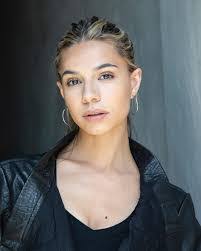 Olivia Mayo's Instagram, Twitter & Facebook