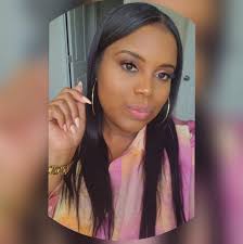 Hi Brides, Can anyone recommend a florist in the Triad or Triangle area?  I'm looking for live flowers. I've already reached out to several florists  and even had consultations with three, but