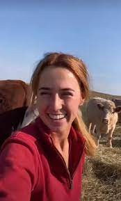 Tiktok star caitlyn loane, who rose to fame after documenting her everyday life working on her family's cattle farm in tasmania, australia, has died by suicide. Qipxr 4irvtsm
