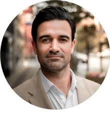 Mario Pais's Instagram, Twitter & Facebook