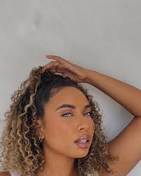 I wish this was how my I.D turned out 🙄.. which one y'all like 1 or 2?