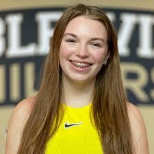 Kayla Geiger's Instagram, Twitter & Facebook