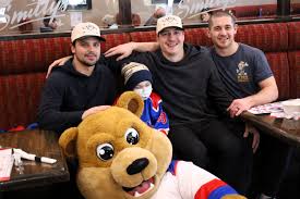 Photos: Lacrosse Fans Treated To "Lunch With the Lakers" Meet & Greet Event  at Smitty's Family Restaurant — PtboCanada