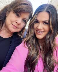 Happpppy birthday to one of my favorite people!! I couldn't have lucked out  with a better mom! You have been my rock this year more than ever and I  can't say enough