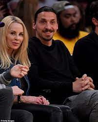 The famous manchester united forward zlatan ibrahimovic seems to be desperately in love with his beautiful wife helena. Bologna Lead Race To Sign Zlatan Ibrahimovic But Star S Wife Would Prefer Milan Return Daily Mail Online