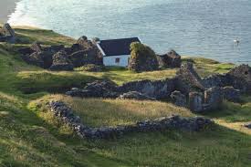 On the tip of the peninsula which faces great blasket, in dún chaoin, is the blasket centre. The Blasket Islands A Literary Legacy What Boundaries Live Your Dream