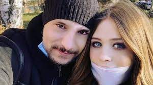 Růžová byla nejen malá natálka, ale i dort a květinová výzdoba. Zarazeny Bohus Matus O Svatbe S Lucinkou Vypada To Blede Asi Zustanu Na Ocet Extra Cz