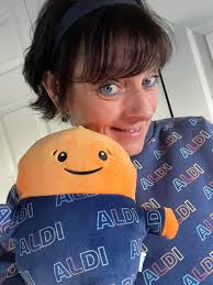 Cute Baby Kitten Post in Gacha Life Editors Group