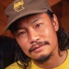 Kyle Ng's Instagram, Twitter & Facebook