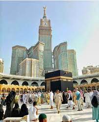 Mekkah Almukarramah Read More And Book Hotel Rooms Near Tower At Https Goo Gl Kcftm3 Roomsinmakkah Hotelsnearharam Mekkah Hotel