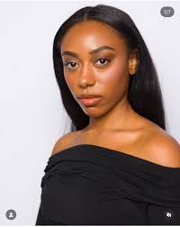 Helloo! Looking for someone to make an zepeto modelling agency with.