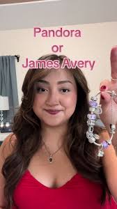 La Chismosa Charm James Avery