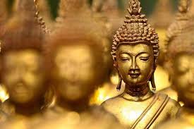 很多接觸佛教已一段時間的朋友，都會供請一些供奉型的神佛，於泰國的寺廟更多不勝數 , 而於一般民居 , 餐廳 , 酒店中 , 常常都會看見不同的神佛 , 泰國人相信 , 安放一尊供奉型於家中或公司 , 除了能每天向諸位神佛念經 , 打坐等. æ³°å›½ä½›åƒå¯ä»¥éšä¾¿è¯·å—æ²¡å¼€å…‰çš„éƒ½æ˜¯é‚ªç¥ž 5dæ˜Žæ˜Ÿç½'æ‰‹æœºç‰ˆ