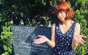 Anita sokołowska, laura breszka i eliza rycembel dziękujemy za wspaniałą ucztę dla ucha! Laura Breszka Nad Wlasnym Grobem To Zdjecie Z Na Wspolnej Zszokowalo Widzow Super Express